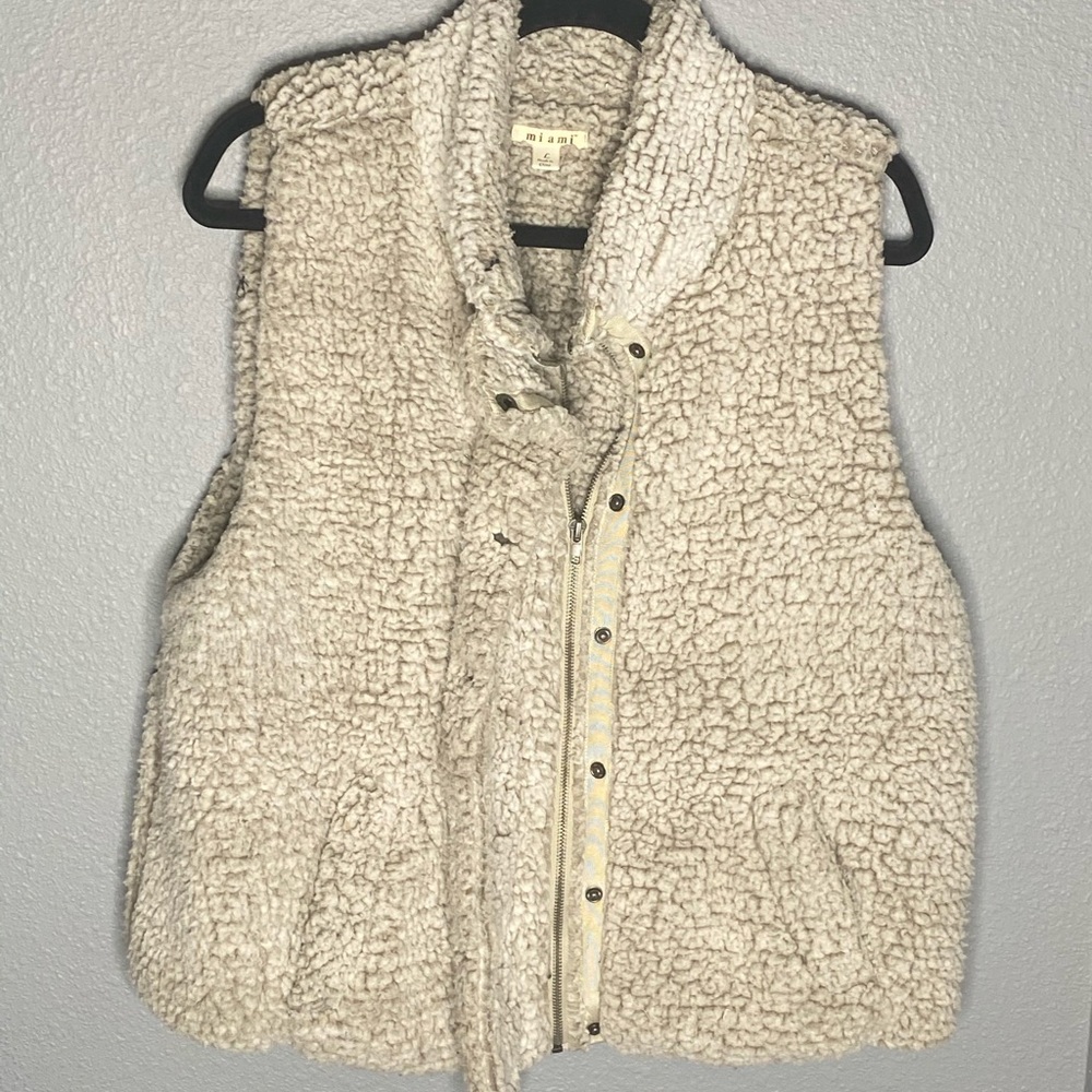 Soft puffy vest